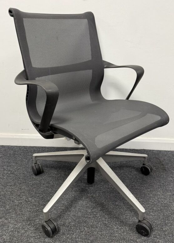 Herman Miller Setu Executive Task chair