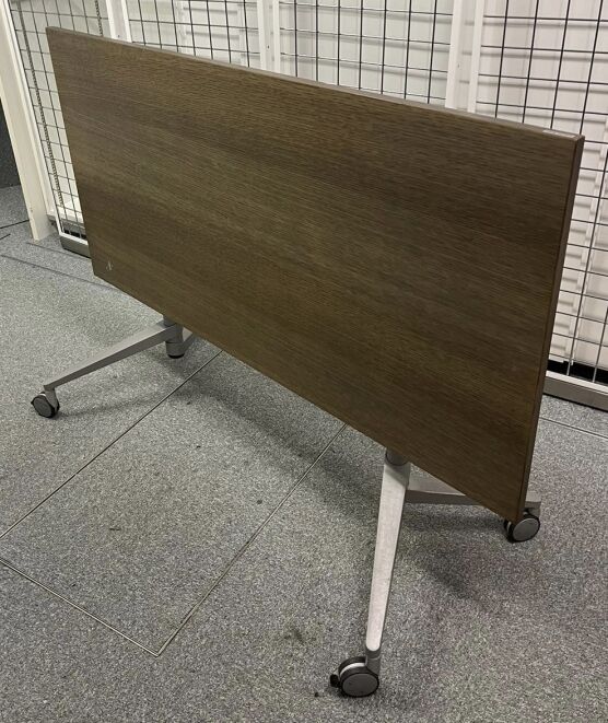 Wiesner Hager Flip Top tables