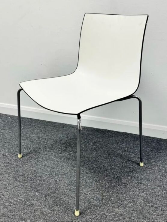 Arper Catifa 46 Stacking Chair