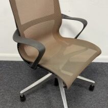 Herman Miller Setu Chair