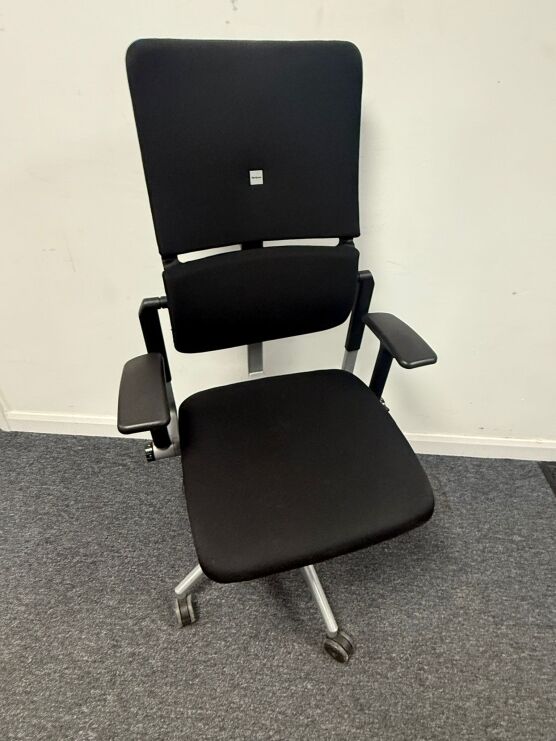Steelcase Please V2 Executive office Chair