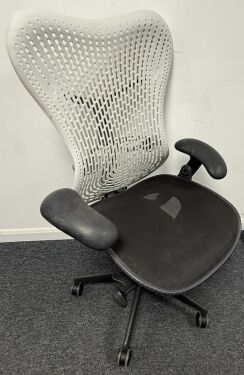 Used Herman Miller Mirra V1 Fog White Backrest on Anthracite Seat