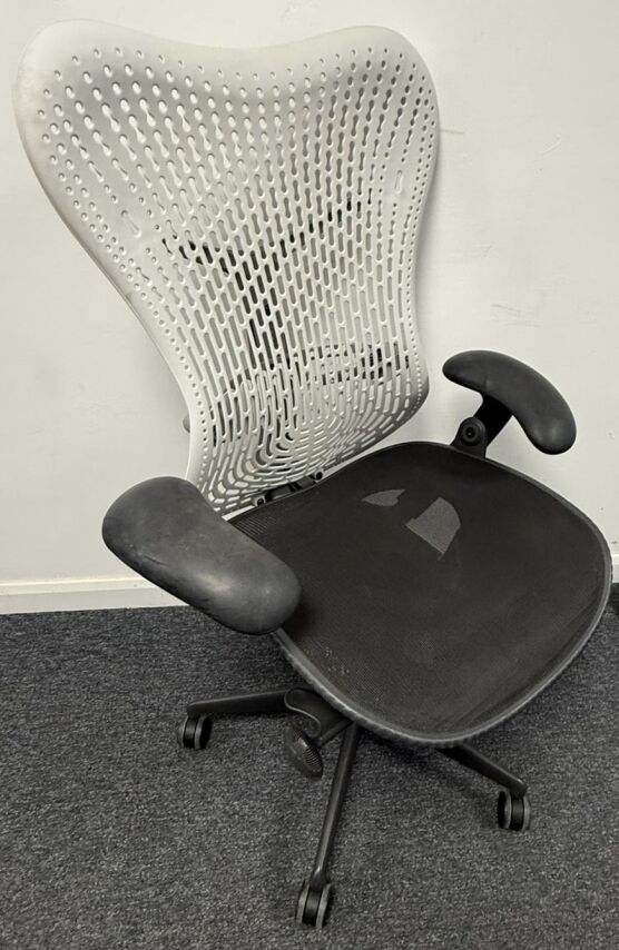 Used Herman Miller Mirra V1 Fog White Backrest on Anthracite Seat