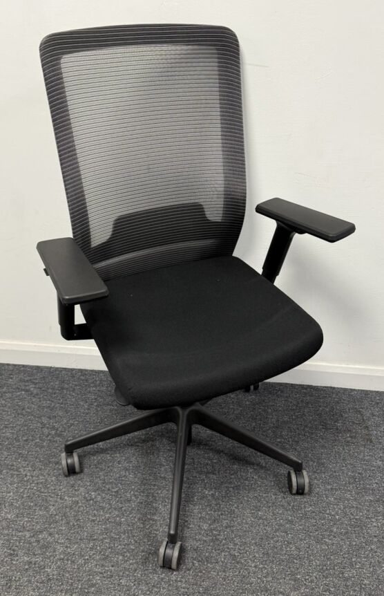 Used Verco Max_1 AA High Mesh Back Office Task Chair