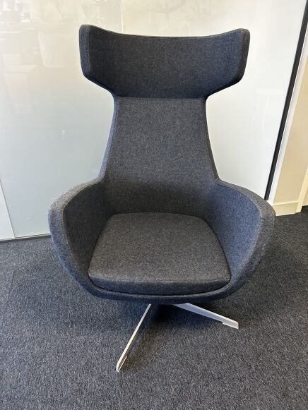 Connection MAE SMEHIGH Hi Back Swivel Chair