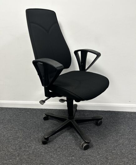 Kinnarps 6000 Task Chair