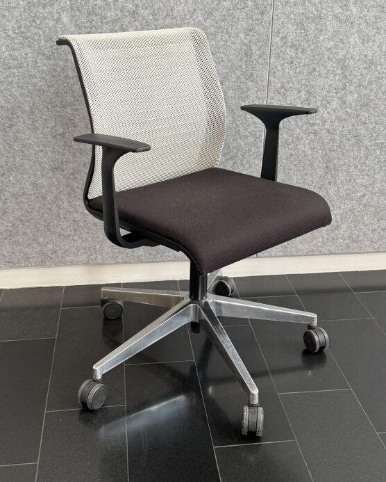 Steelcase Think Conference Chair