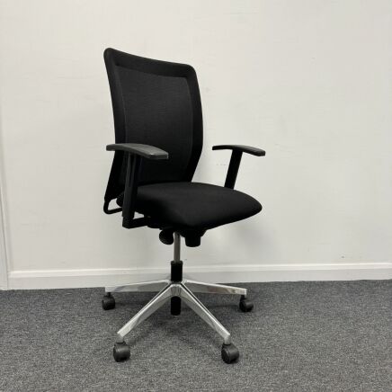 Wiesner Hager Office Chairs