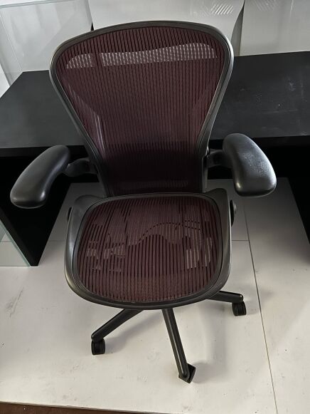 Herman Miller Aeron Classic Red Mesh Size B Used