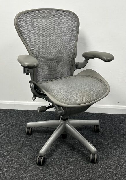 Herman Miller Aeron Posturefit