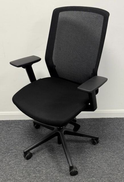 Bestuhl J1 High Back Mesh Chair